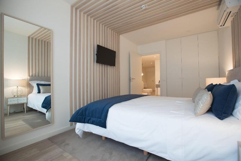 Almada Wine House - Tourism Apartments Porto Exterior photo